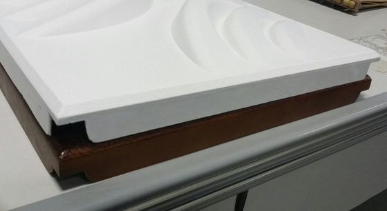 3Dボード 500mmx500mm 現代の建物の建設のための理想的な装飾材料