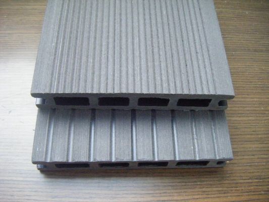150mm*25mm WPC 木製プラスチック複合デッキ ガーデンデコレーション ビジネス会社