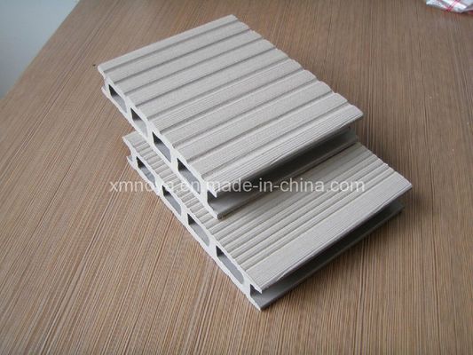 150*25mm WPC 製品 特別 白色 屋外 屋根 床 テラス/フェンス 材料
