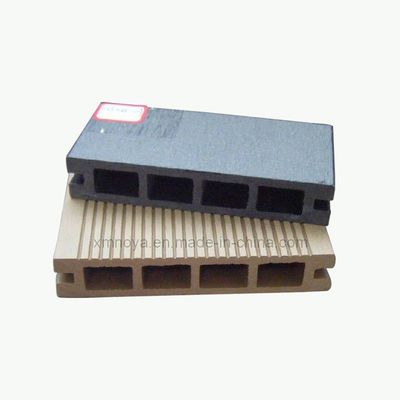 135mm*25mm 木製プラスチック複合物 屋外装飾 材料HS135*25-A
