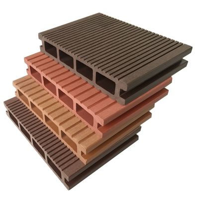 木の穀物パターンの高光沢複合木製床付きWPCデッキタイル