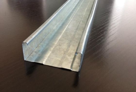 建物のライトチャネルのための電磁鋼キール 50*35/70*35/73*36mm 高さ25mm