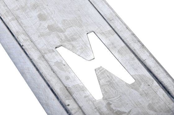 25mm/29mm/32mm/40mm 冷たい折りたたみ 内縁チャネル 乾壁金属鋼プロファイル