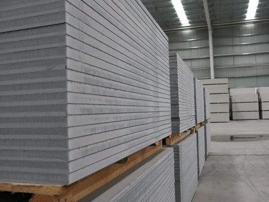 セラミックファイバーの防火特性のための熱隔熱耐火材料
